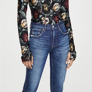 MOUSSY VINTAGE NWOT
Cameron Skinny-Hi Jeans
